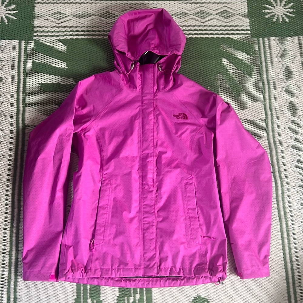 The North Face Venture Women’s Rain Jacket ☔️